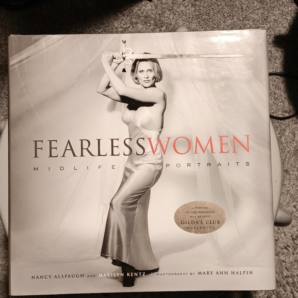 Coffee Table Book: Fearless Women - Picture 2 of 3